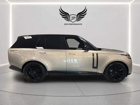 Used 2023 Land Rover Range Rover SE AWD/4WD image 8
