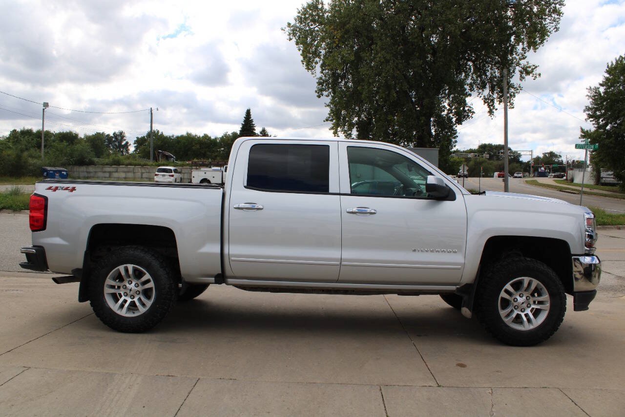 Used 2018 Chevrolet Silverado 1500 LT w/ All Star Edition AWD/4WD image 5