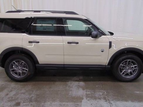 New 2025 Ford Bronco Sport Big Bend w/ Convenience Package AWD/4WD image 2