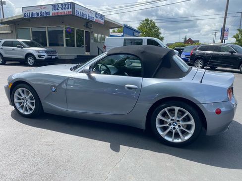 Used 2007 BMW Z4 3.0i RWD image 14