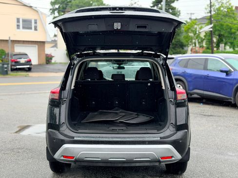 Used 2021 Nissan Rogue SV AWD/4WD image 9