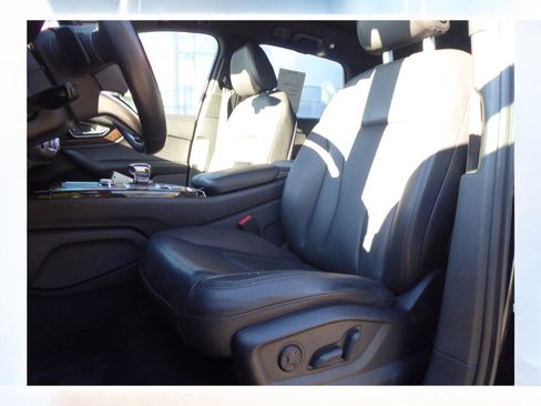 Used 2017 Audi Q7 3.0T Prestige w/ Prestige Package image 17