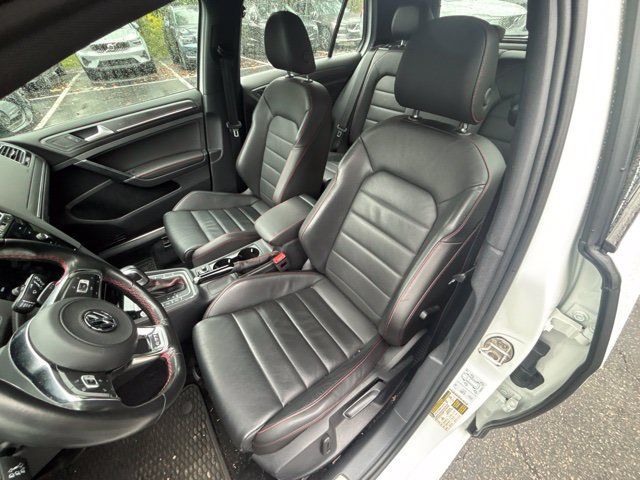 Used 2021 Volkswagen GTI SE FWD image 13