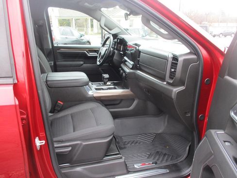 Used 2025 Chevrolet Silverado 1500 RST image 10