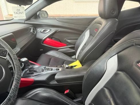 Used 2020 Chevrolet Camaro SS w/ Redline Edition RWD image 8