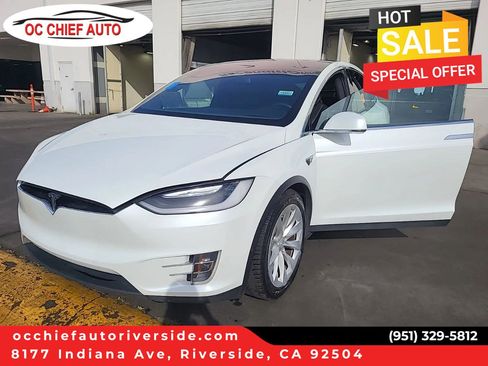 Used 2017 Tesla Model X 75D image 1