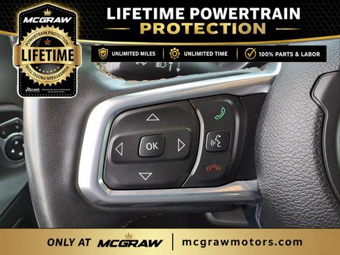 Used 2022 Jeep Wrangler Unlimited Sahara AWD/4WD image 23