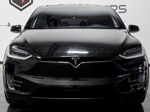 Used 2018 Tesla Model X P100D image 7