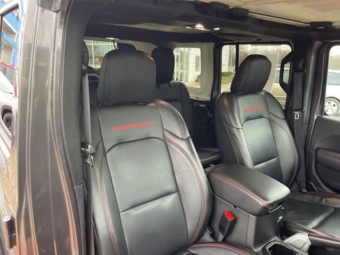 Used 2021 Jeep Wrangler Unlimited Rubicon w/ Xtreme Recon 35" Tire Package image 25