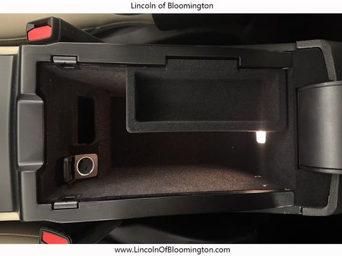 New 2026 Lincoln Corsair Premiere image 48