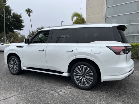 Used 2026 INFINITI QX80 Luxe w/ Cargo Package AWD/4WD image 3