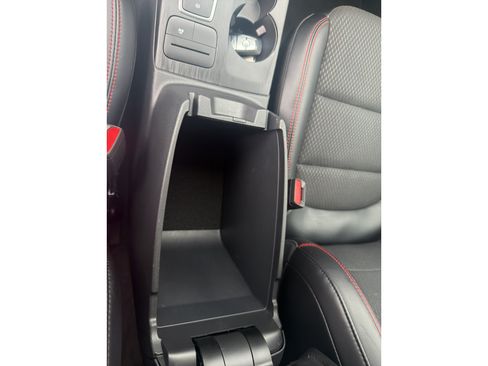 Used 2025 Ford Escape ST-Line Select AWD/4WD image 27
