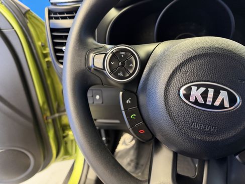 Used 2014 Kia Soul FWD image 14