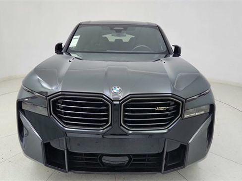 Used 2023 BMW XM image 2
