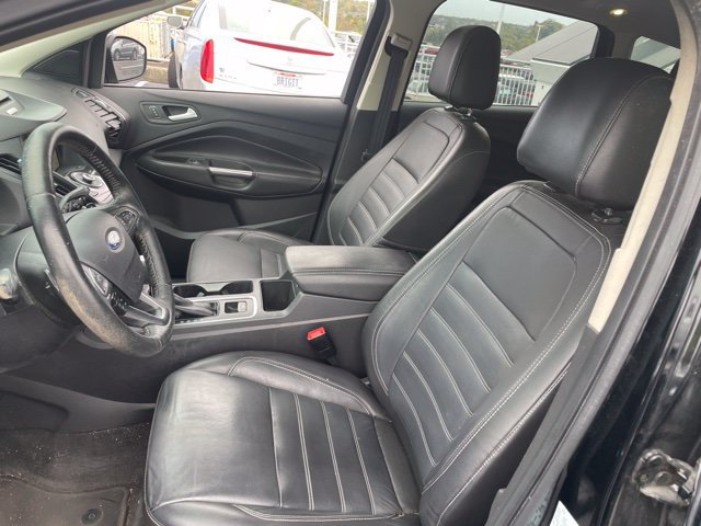 Used 2017 Ford Escape Titanium FWD image 7