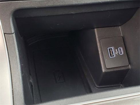 Certified 2024 Ford Edge SEL w/ Convenience Package image 22