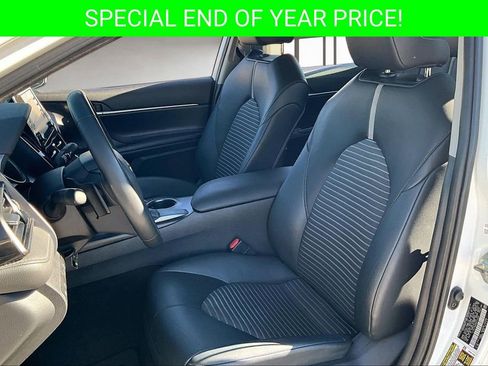 Used 2021 Toyota Camry SE image 19