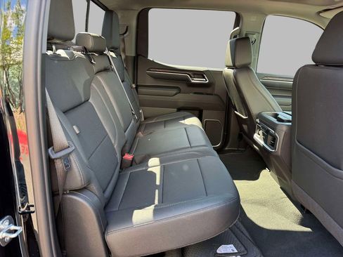 Used 2024 GMC Sierra 1500 SLT w/ SLT Premium Package image 18