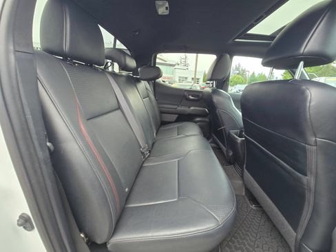 Used 2021 Toyota Tacoma TRD Pro AWD/4WD image 12