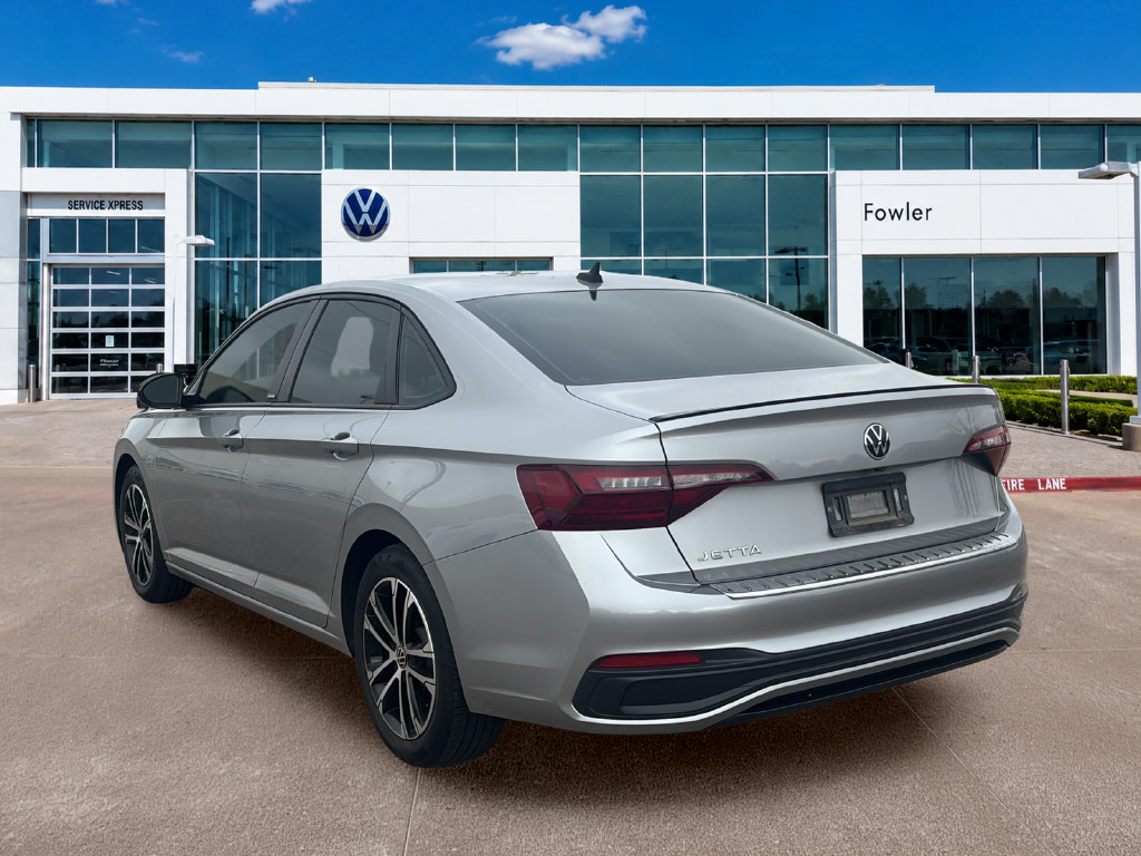 Used 2023 Volkswagen Jetta Sport FWD image 8