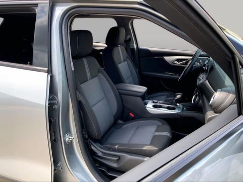 Used 2024 Chevrolet Blazer LT w/ Convenience Package FWD image 9