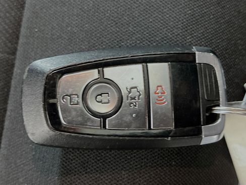 Used 2021 Ford Mustang Coupe image 36