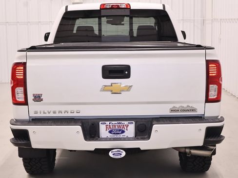 Used 2018 Chevrolet Silverado 1500 High Country AWD/4WD image 8