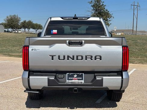 New 2026 Toyota Tundra SR5 image 6