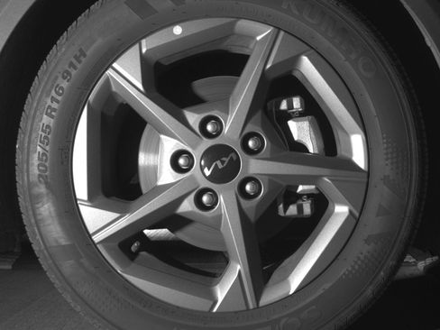 Used 2025 Kia K4 LXS image 13