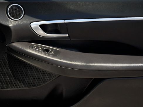 Used 2023 Hyundai Sonata SEL image 18