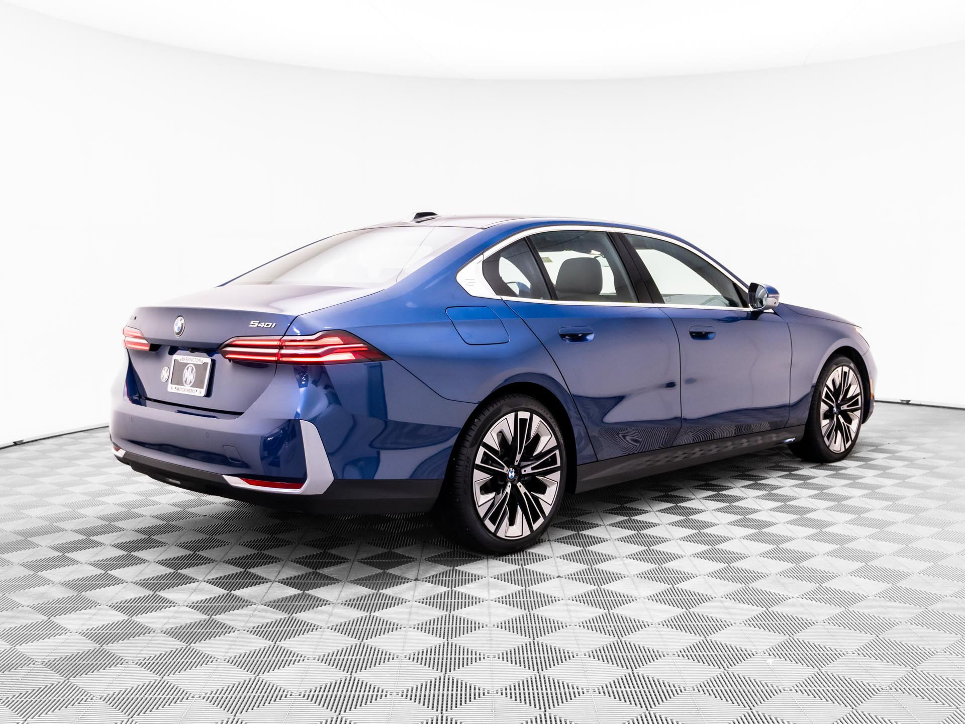 Certified 2026 BMW 540i xDrive AWD/4WD image 5