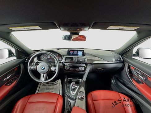 Used 2018 BMW M3 image 28