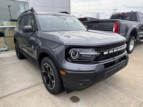 New 2026 Ford Bronco Sport Outer Banks image 2