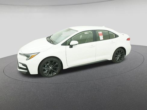 New 2026 Toyota Corolla SE image 2