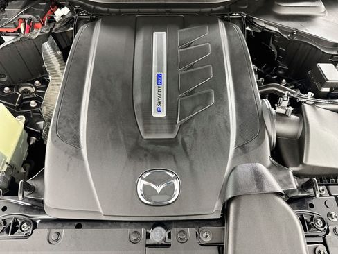 Used 2025 MAZDA CX-70 Plug-In Hybrid w/ Premium Plus AWD/4WD image 37