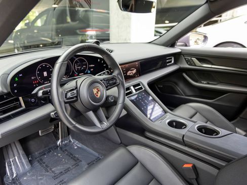 Used 2025 Porsche Taycan RWD image 4