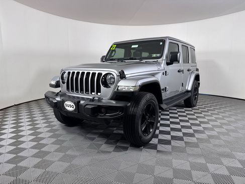Used 2021 Jeep Wrangler Unlimited Sahara image 16