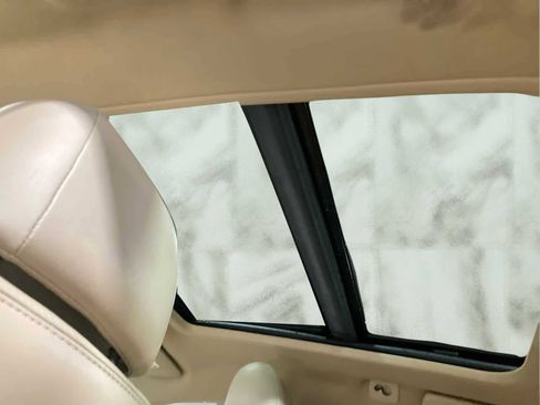 Used 2011 Cadillac CTS Premium image 46