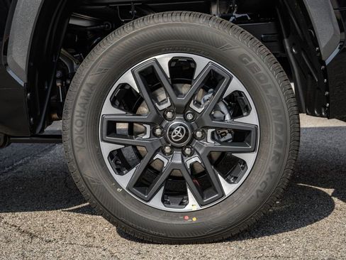 New 2026 Toyota Tundra Limited image 19