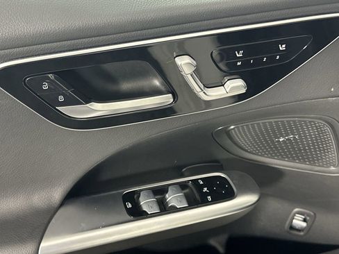 Used 2025 Mercedes-Benz C 300 C 300 image 17