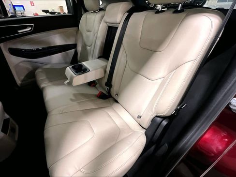 Used 2017 Ford Edge Titanium image 21