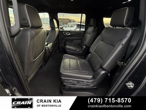 Used 2023 Chevrolet Suburban Premier image 26