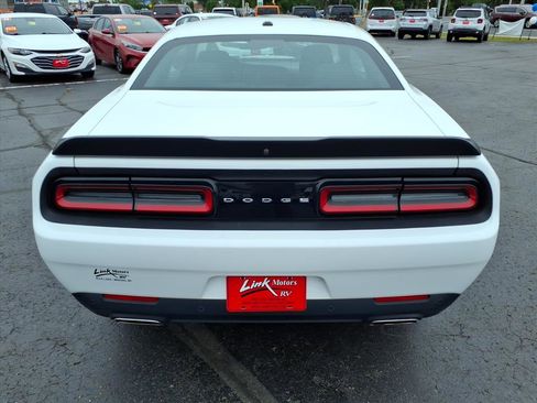 Used 2023 Dodge Challenger GT image 5