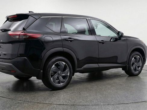 Used 2025 Nissan Rogue SV AWD/4WD image 9