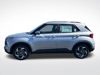 New 2026 Hyundai Venue SEL FWD video 2