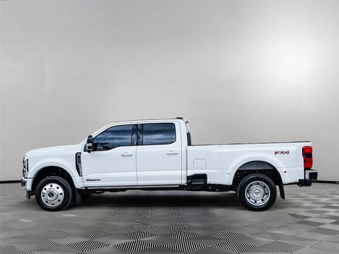 Used 2026 Ford F450 Lariat w/ FX4 Off-Road Package AWD/4WD image 8