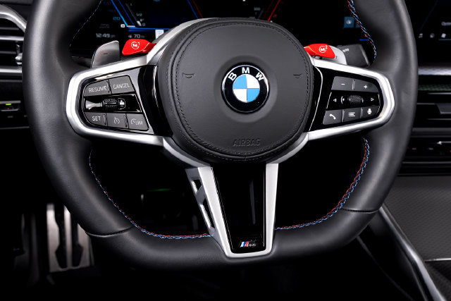 Used 2026 BMW M4 xDrive Competition w/ Executive Package AWD/4WD image 32