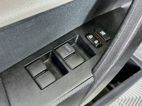 Used 2014 Toyota Corolla LE w/ Protection Package FWD image 17
