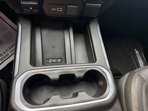 Used 2021 GMC Sierra 1500 AT4 w/ AT4 Premium Package AWD/4WD image 23