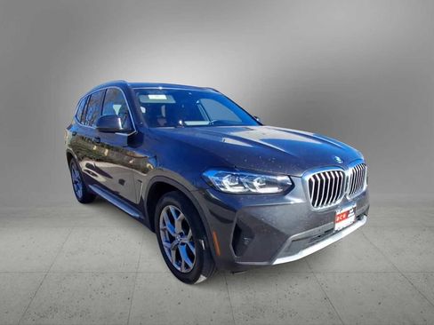 Used 2023 BMW X3 xDrive30i w/ Premium Package image 2
